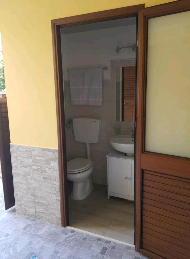 Casa Vacanze Rosanna バレストラーテ エクステリア 写真